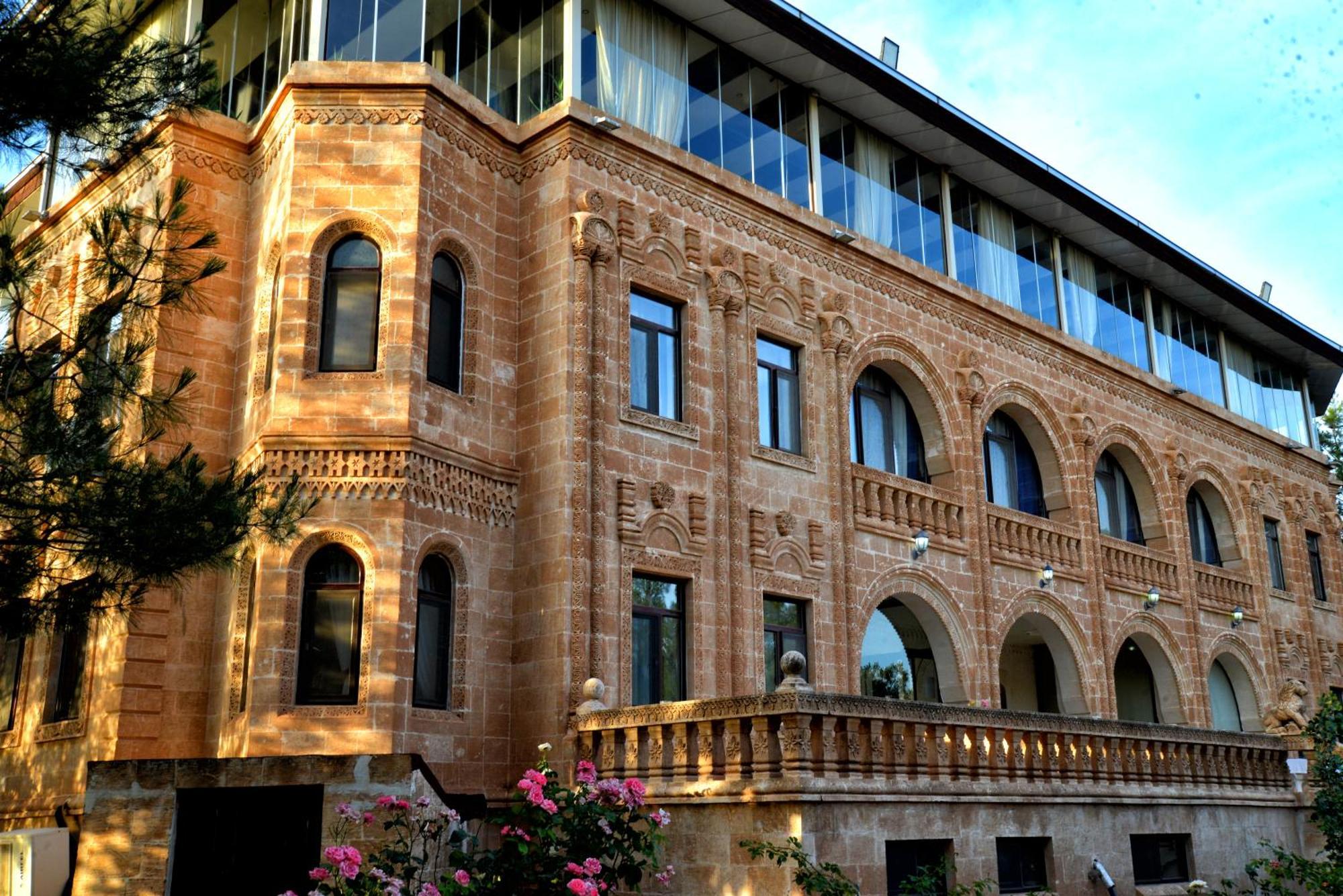 Turabdin Hotel Midyat Buitenkant foto