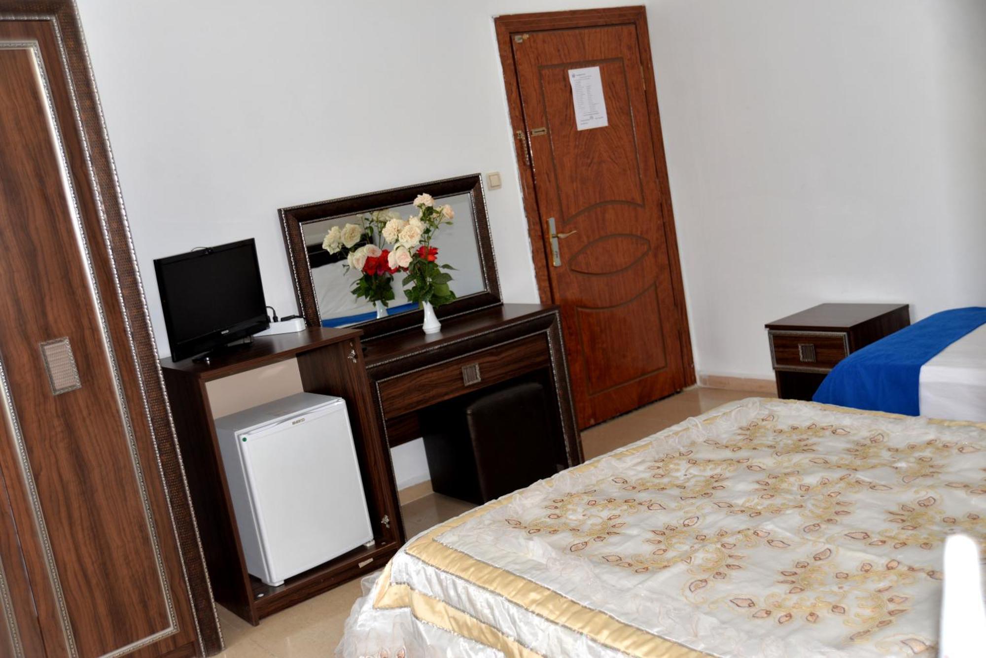 Turabdin Hotel Midyat Buitenkant foto
