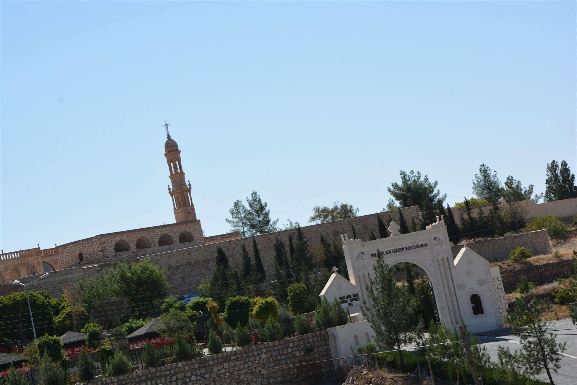Turabdin Hotel Midyat Buitenkant foto